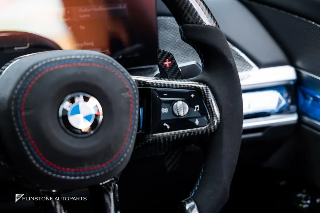 BMW i7 方向盘