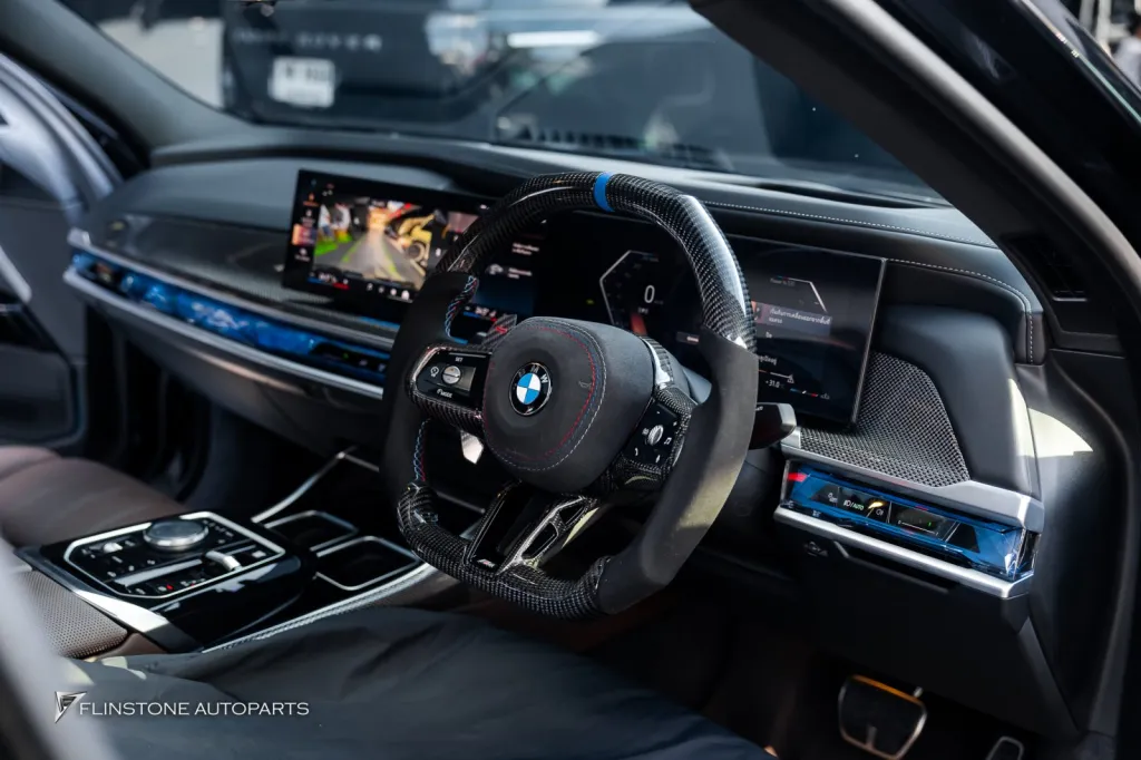 BMW i7 方向盘
