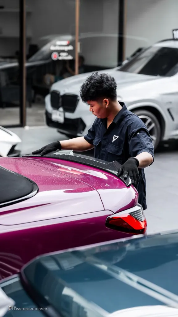 BMW G23 สปอยเลอร์ ปลายท่อ