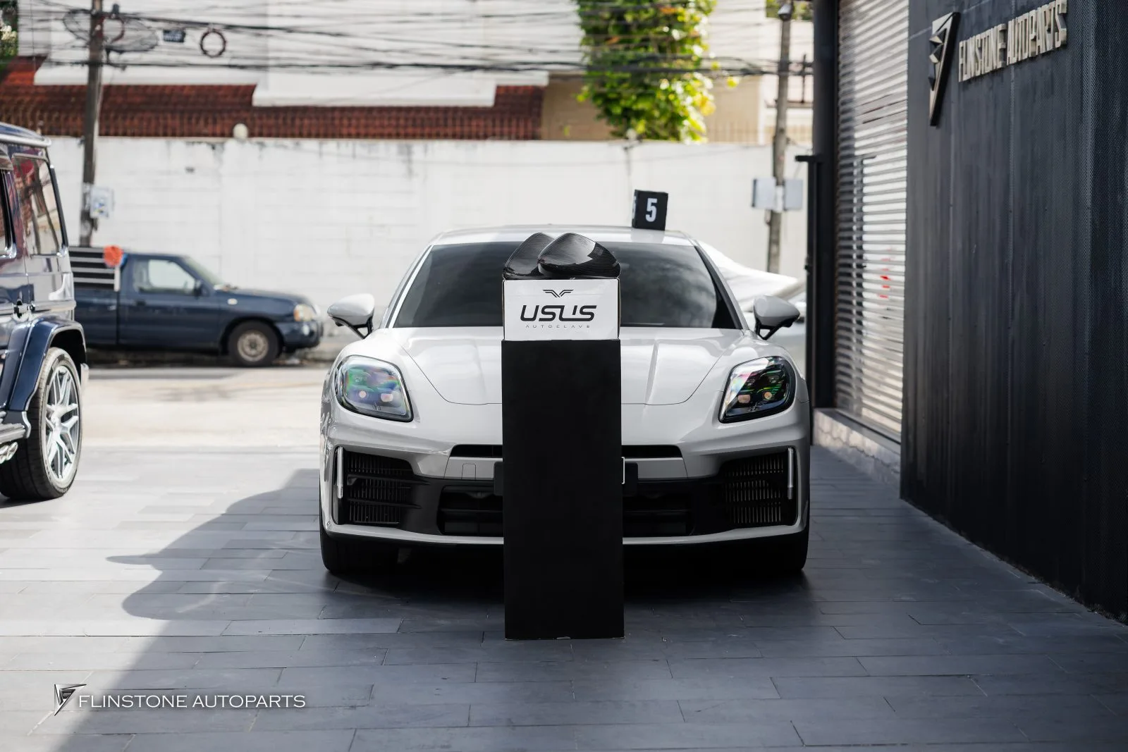 Porsche Panamera กระจกข้าง USUS — เรียง
