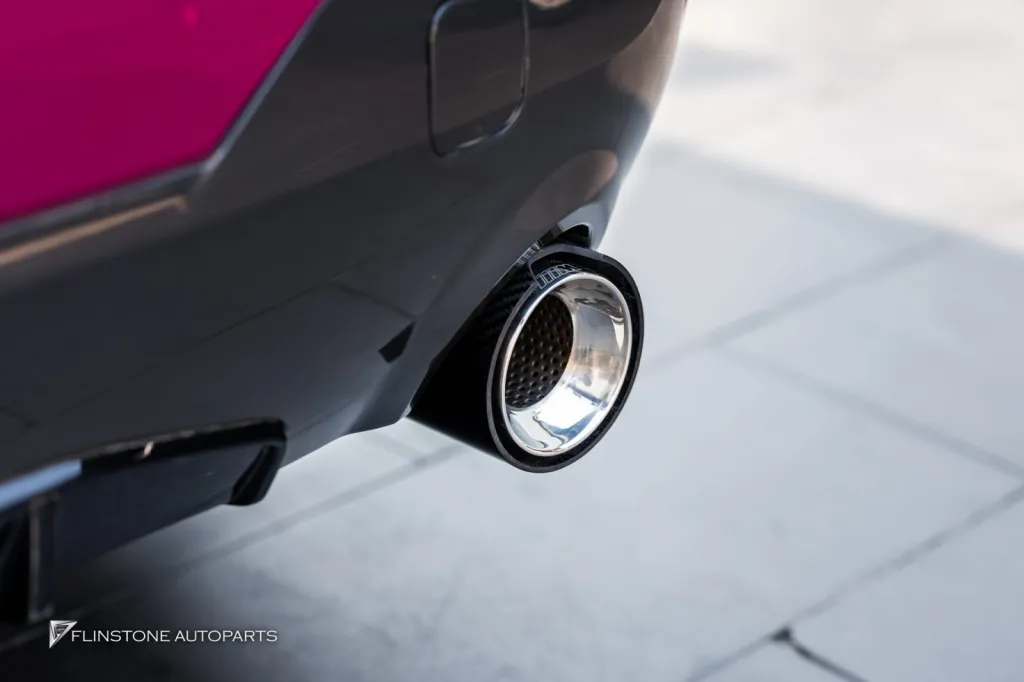 BMW G23 สปอยเลอร์ ปลายท่อ