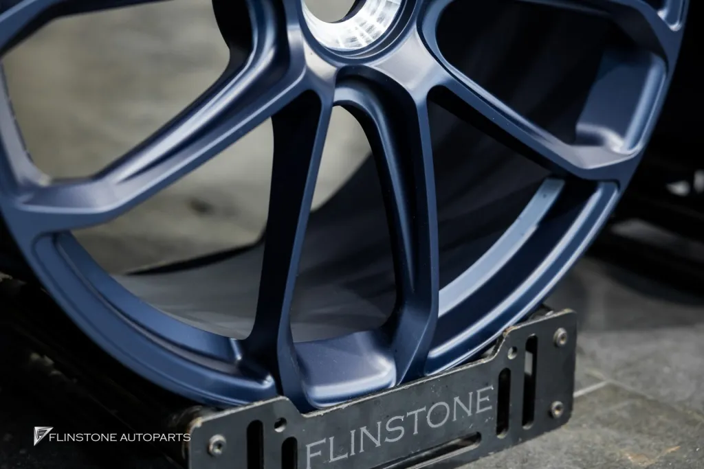 Porsche Cayenne ล้อ Deep Blue Usus