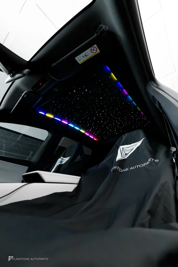 Tesla Juniper ม่านไฟฟ้าหลังคาดาว