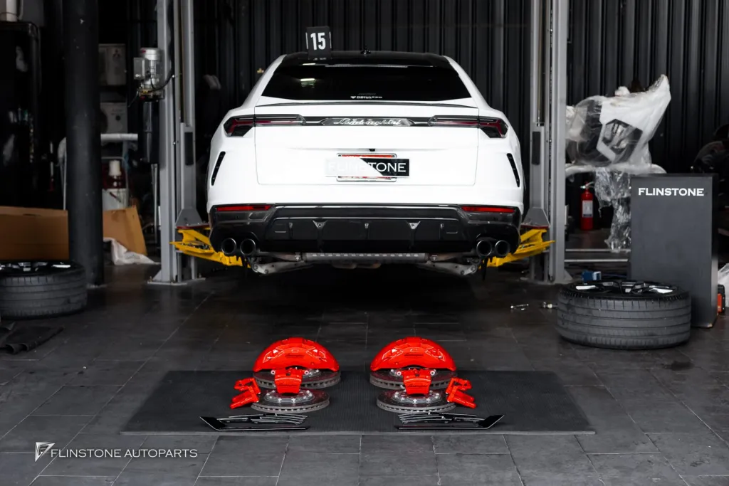 Lamborghini Urus ทำสีเบรค ช่องลม