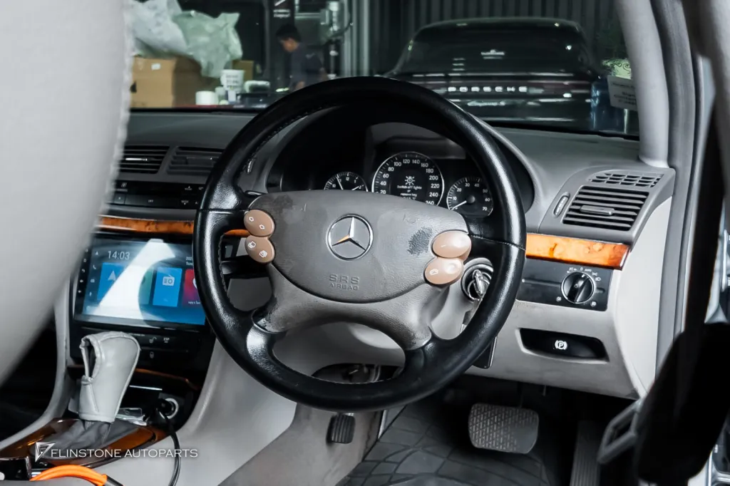 Mercedes Benz W211 ปุ่มพวงมาลัย