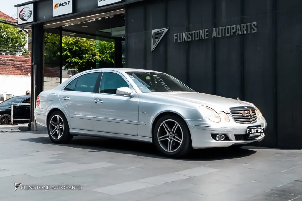Mercedes Benz W211 方向盘按键