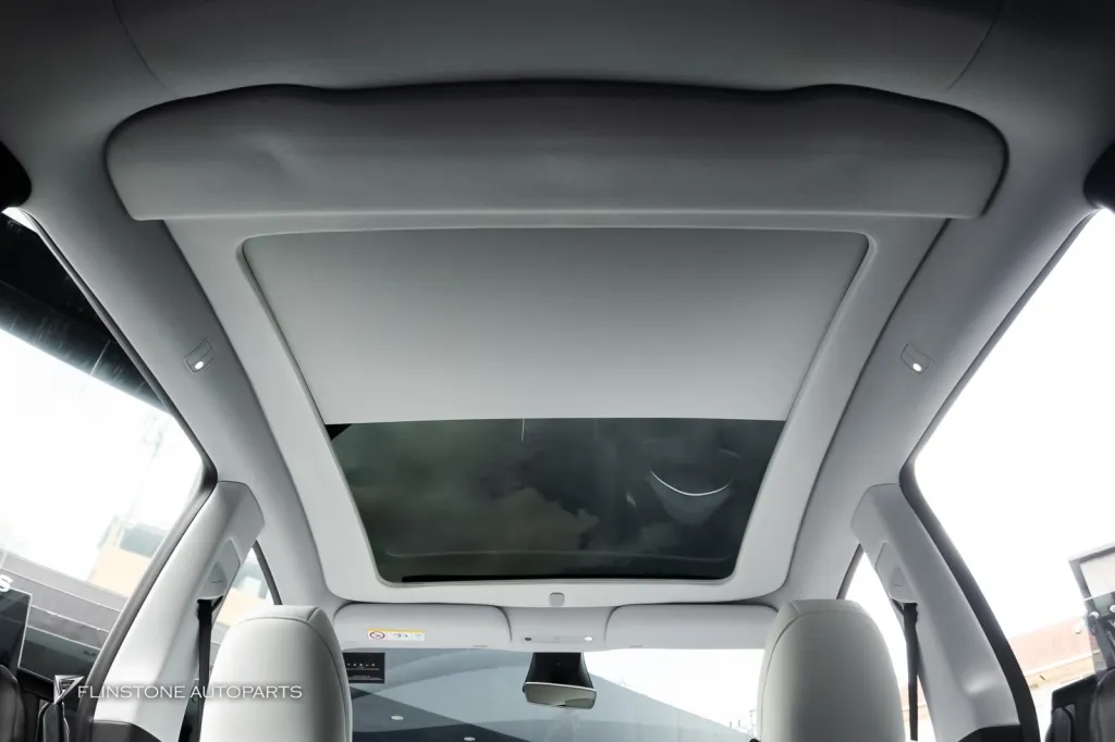 Tesla Juniper ม่านไฟฟ้า