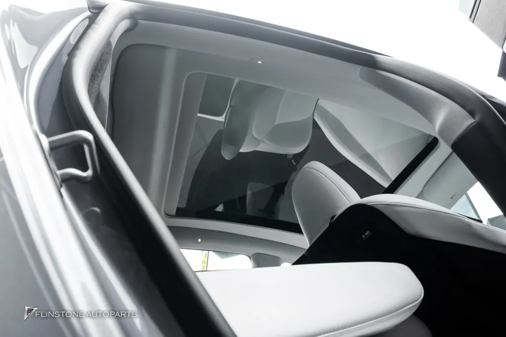 Tesla Juniper ม่านไฟฟ้า