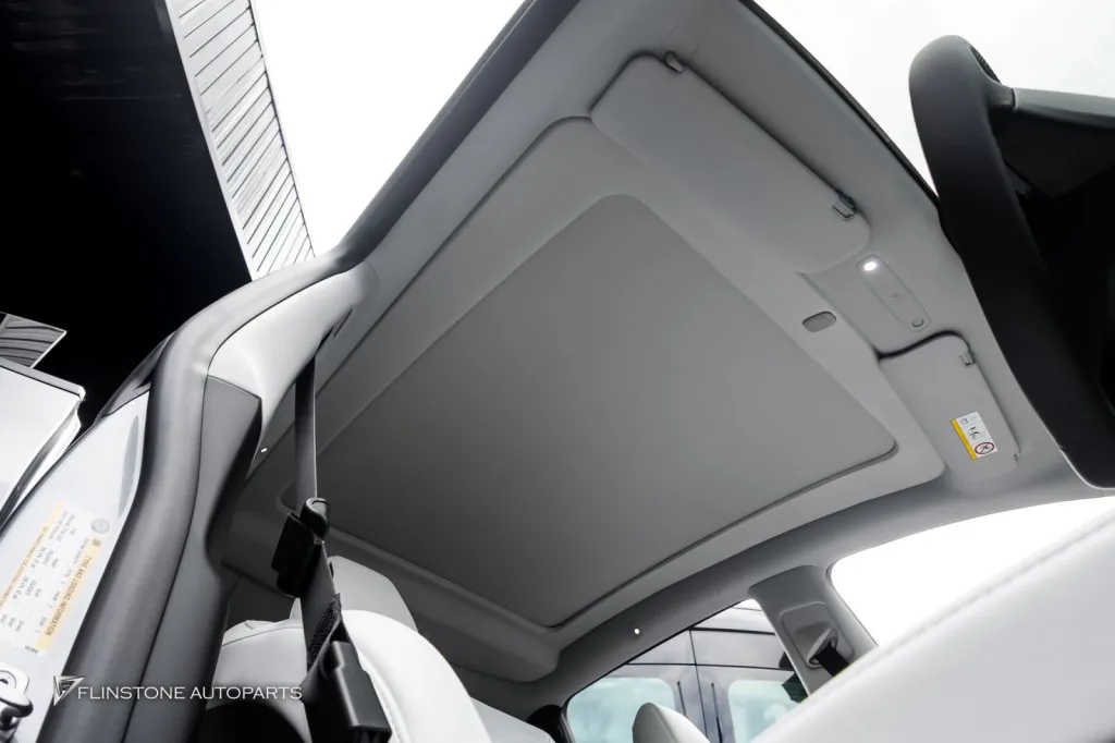 Tesla Juniper ม่านไฟฟ้า