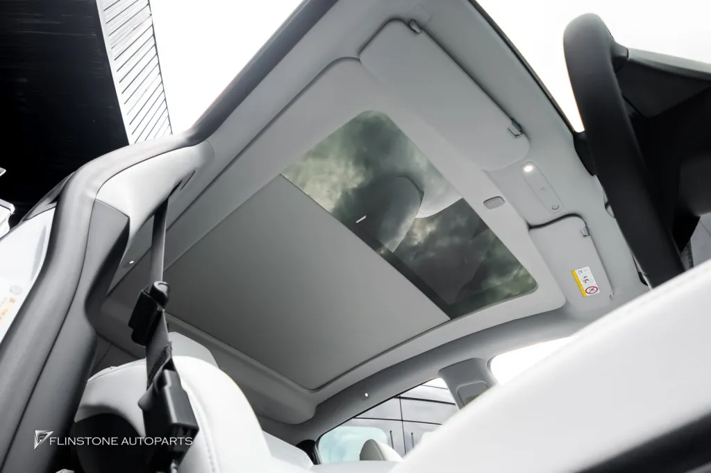 Tesla Juniper ม่านไฟฟ้า