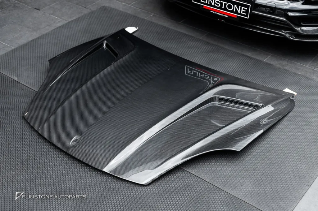 Porsche Cayenne ฝากระโปรงคาร์บอน ทรง Techart