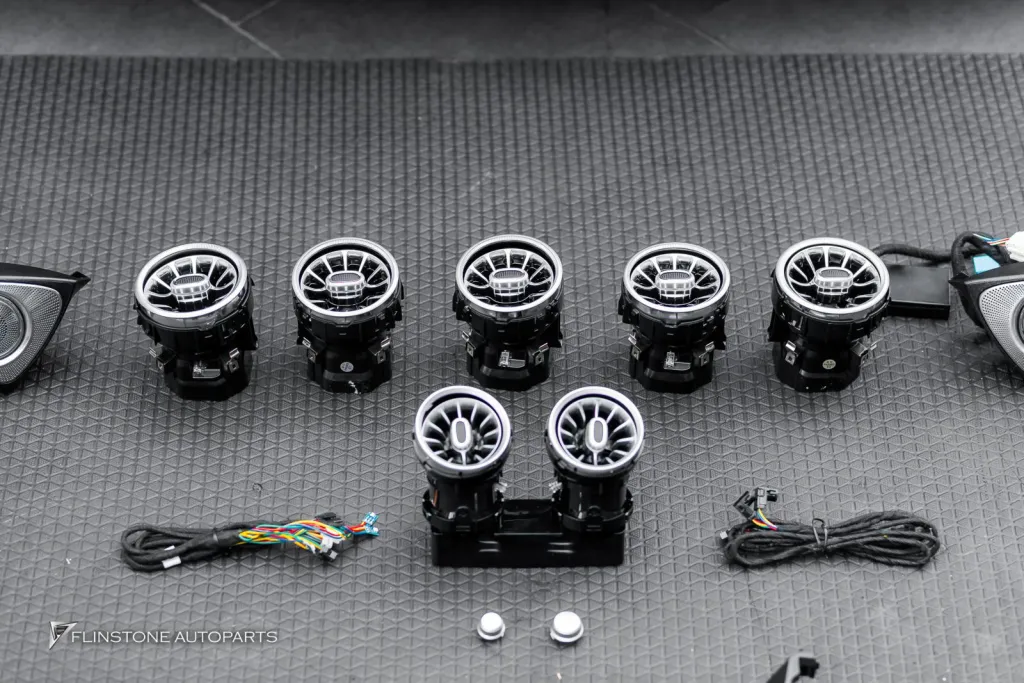 Mercedes Benz W205 ไฟช่องแอร์ Twister