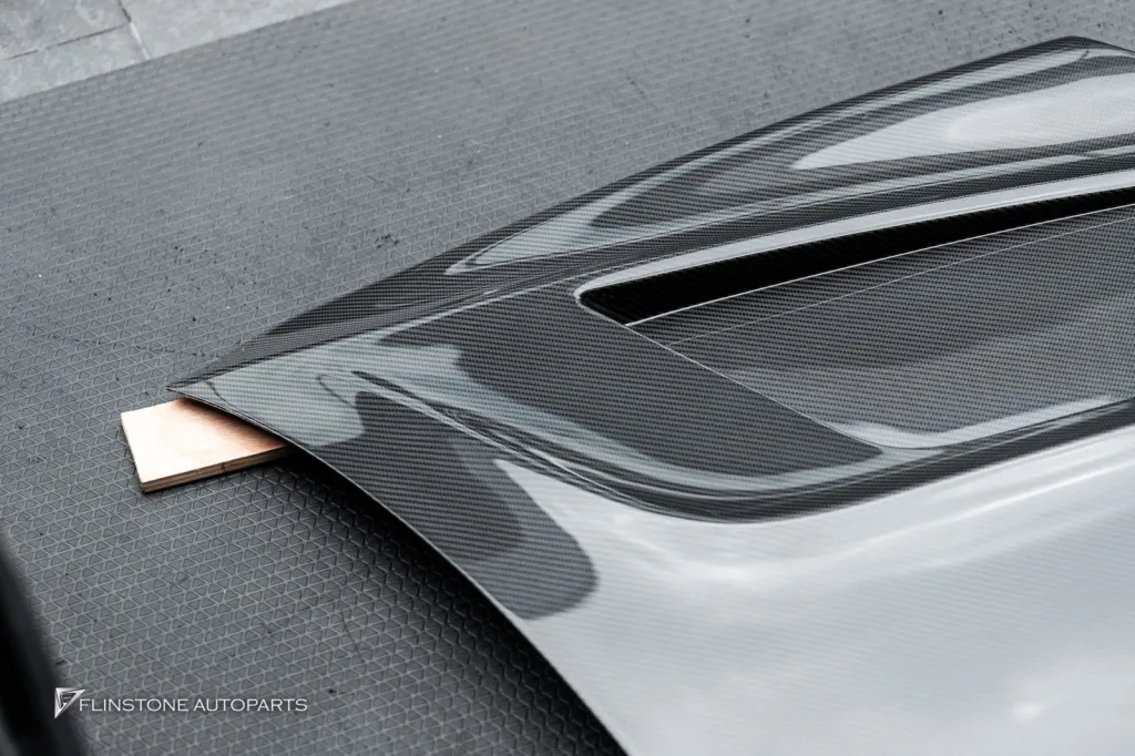 Porsche Cayenne ฝากระโปรงคาร์บอน ทรง Techart