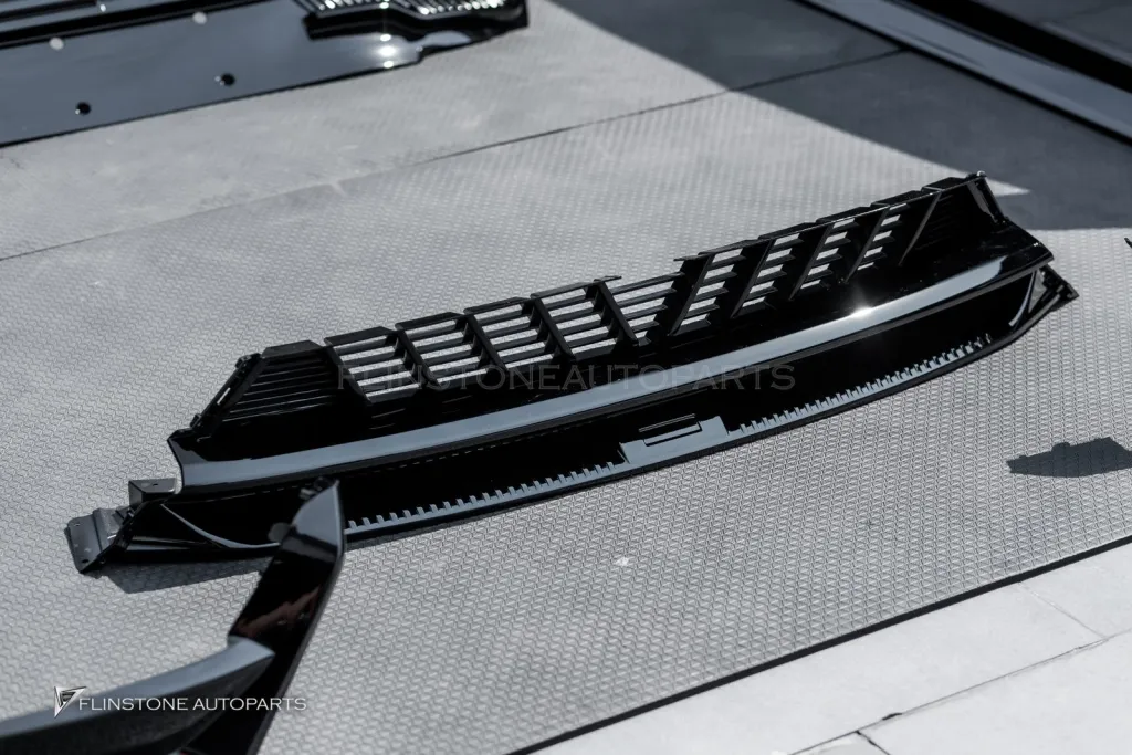 Tesla JUNIPER  ชุดพาร์ทดำเงา Yofer Design