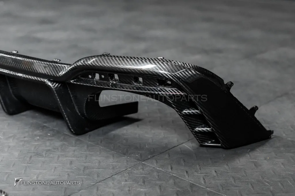 ชุดพาร์ทคาร์บอน Karbel Audi RS5