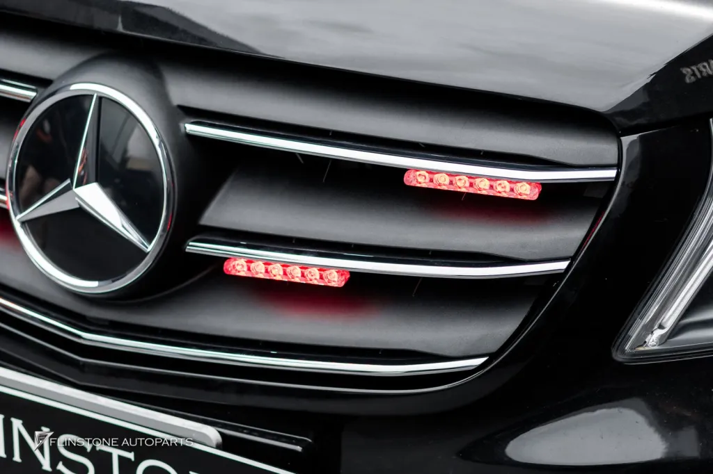 Mercedes Benz Vito กระจัง ฝาล้อ