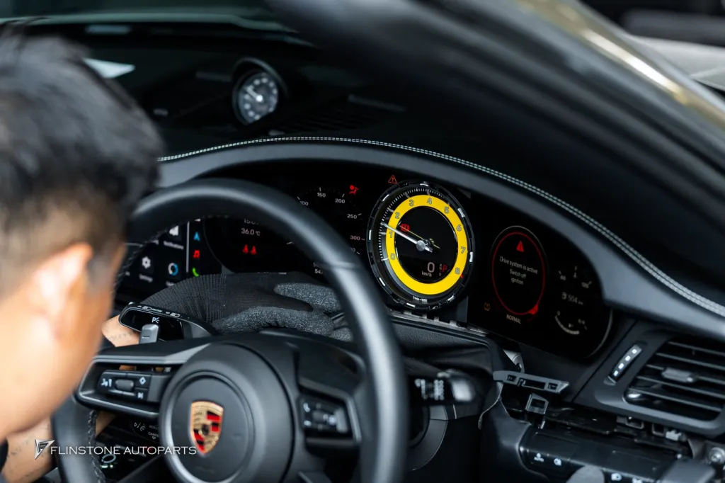 Porsche 992 Targa4s Belt Stop Watch