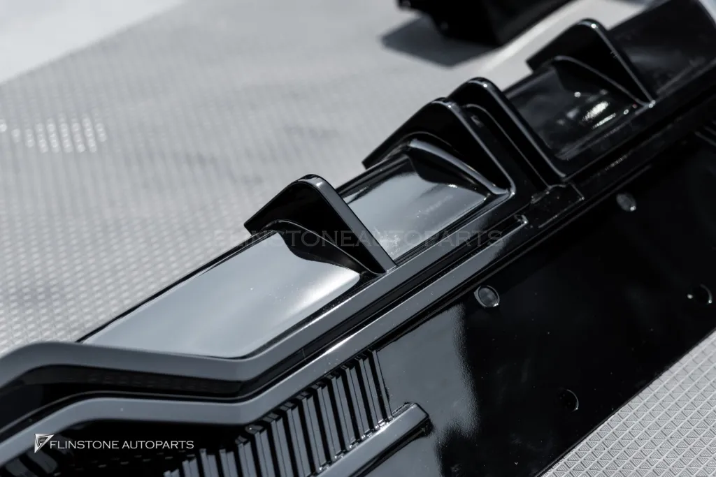 Tesla JUNIPER  ชุดพาร์ทดำเงา Yofer Design