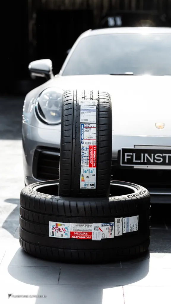 Porsche 992 ยาง