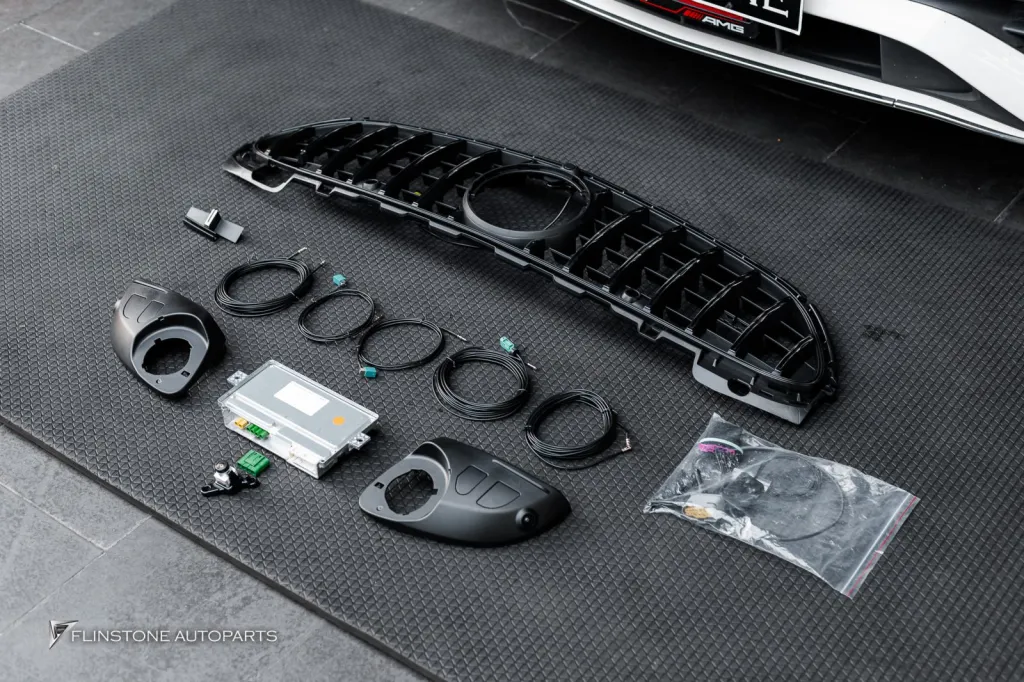 Mercedes Benz W206 กระจัง กล้อง360