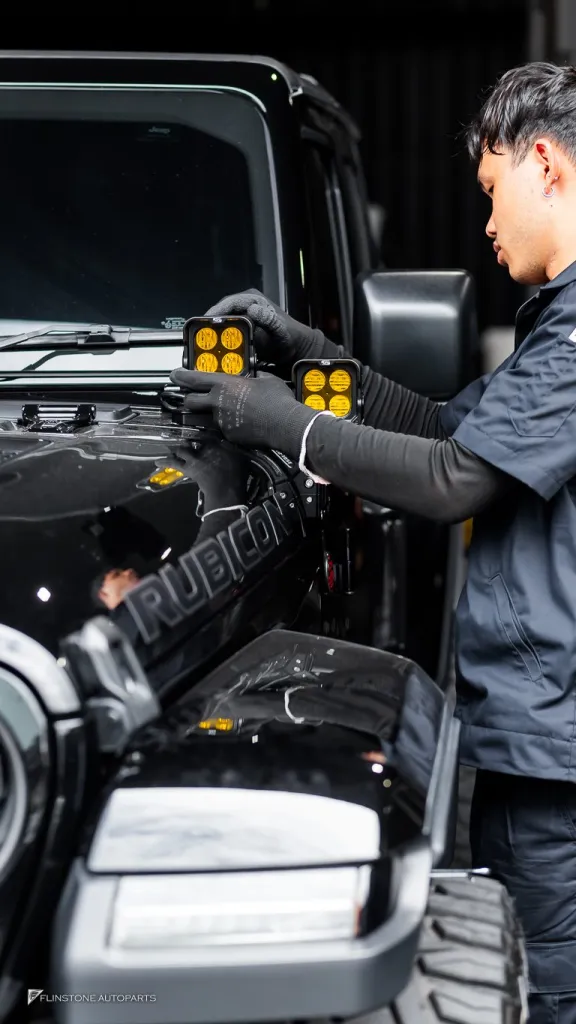 Jeep Rubicon ไฟสปอร์ตไลท์ Fury