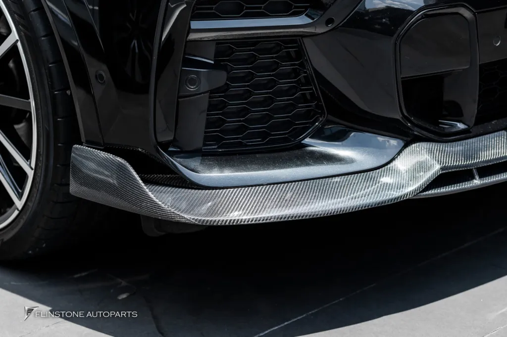 BMW X6 คาร์บอน โลโก้ดำ
