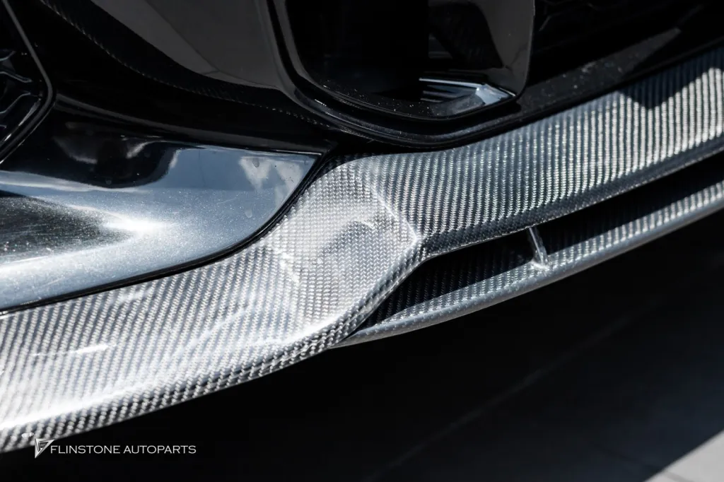 BMW X6 คาร์บอน โลโก้ดำ