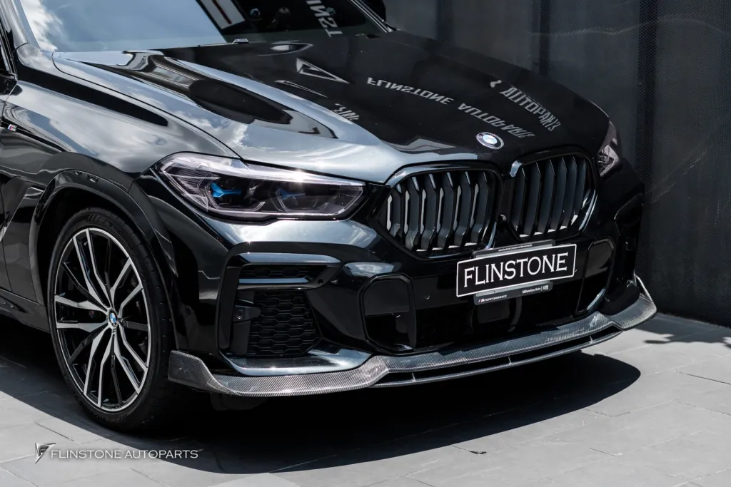 BMW X6 คาร์บอน โลโก้ดำ