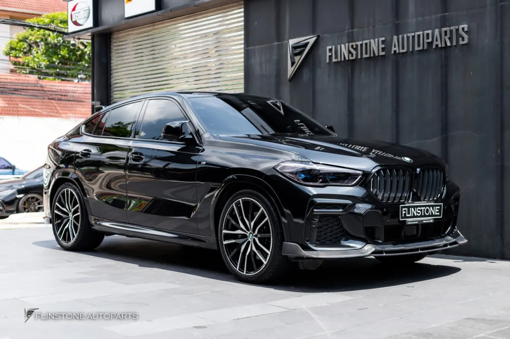 BMW X6 คาร์บอน โลโก้ดำ