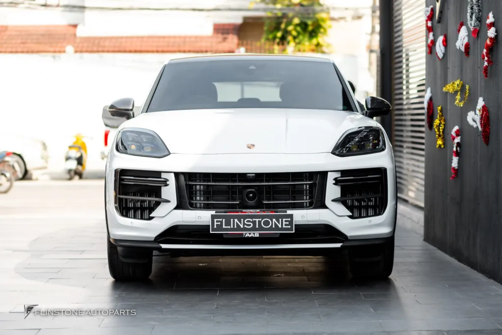 Porsche Cayenne คาร์บอนช่องลมหน้า