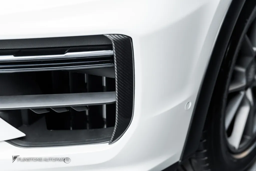 Porsche Cayenne 碳纤维前通风口