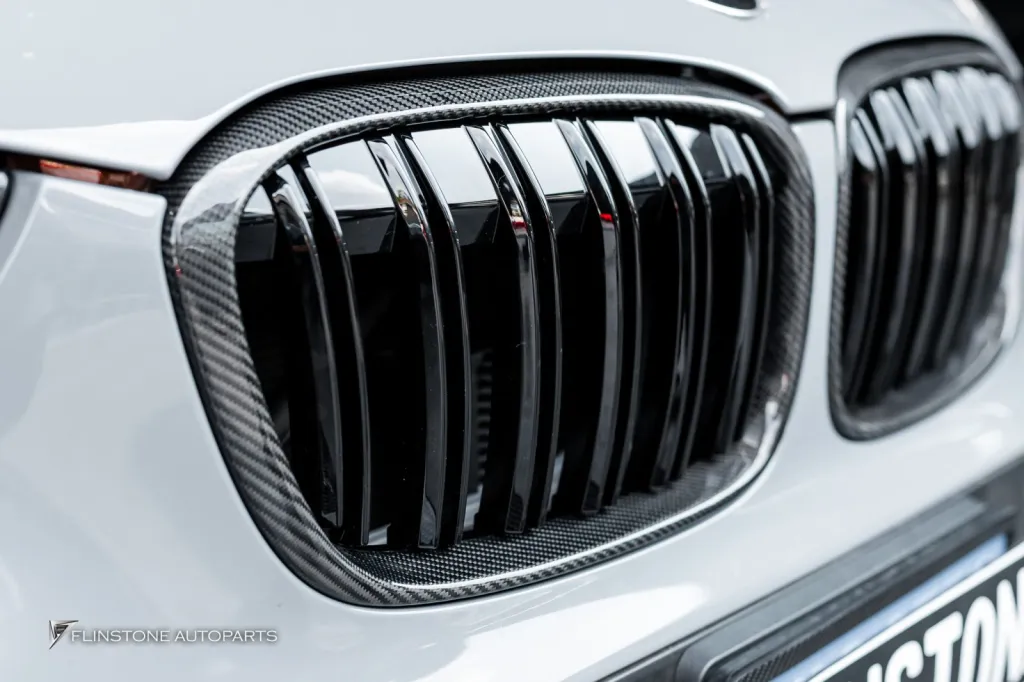 BMW X1 กระจัง