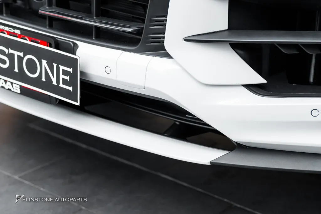 Porsche Cayenne 碳纤维前通风口