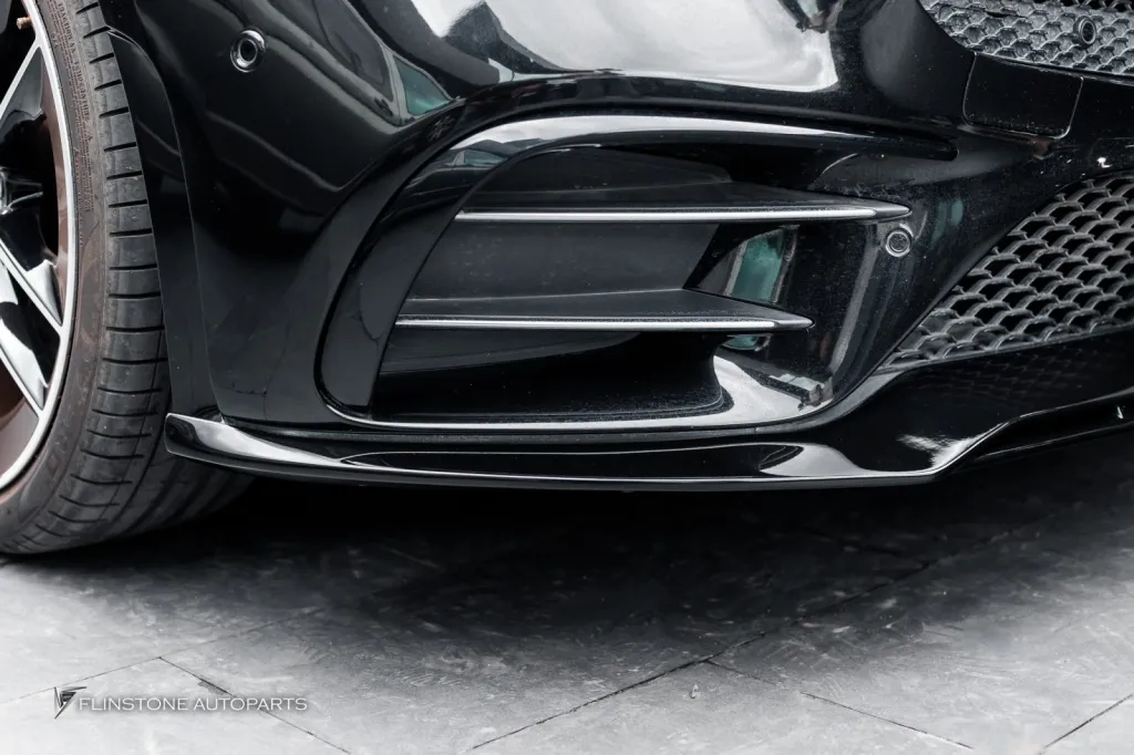 Mercedes Benz Cls ลิ้น สเกิร์ตดำเงา
