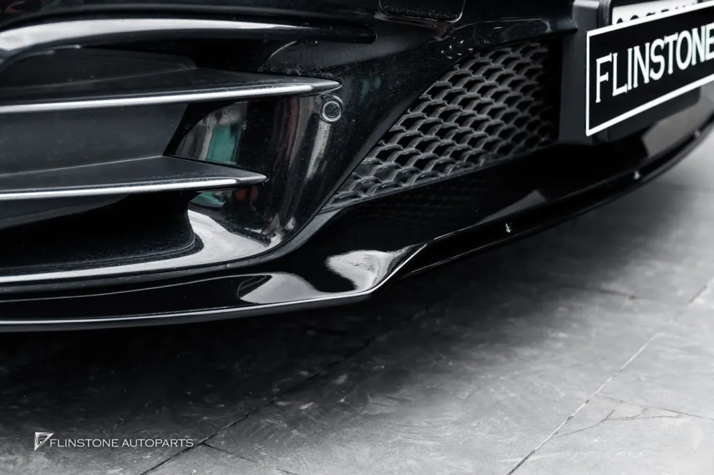Mercedes Benz Cls ลิ้น สเกิร์ตดำเงา