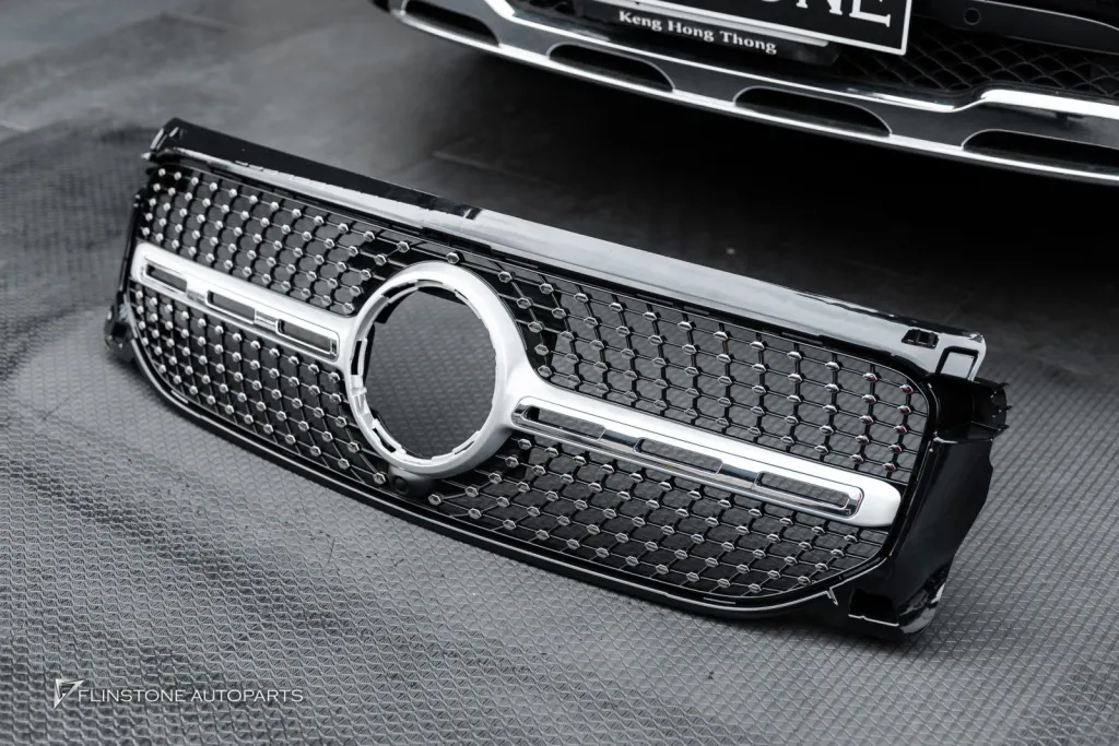 Mercedes Benz GLB กระจัง