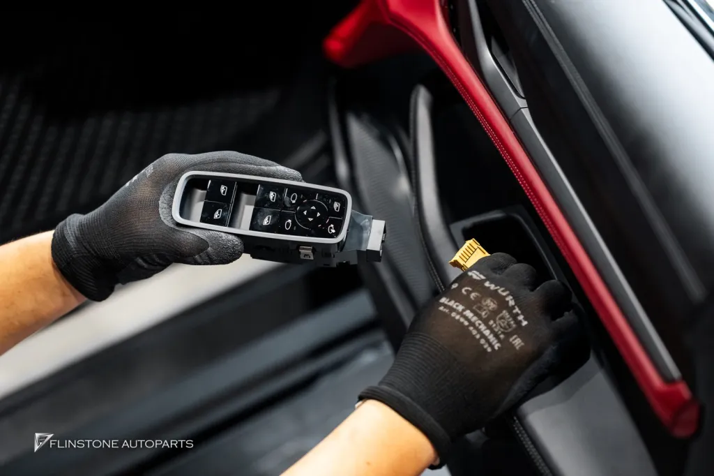 Porsche Taycan 4 กระจกมองข้างพับได้