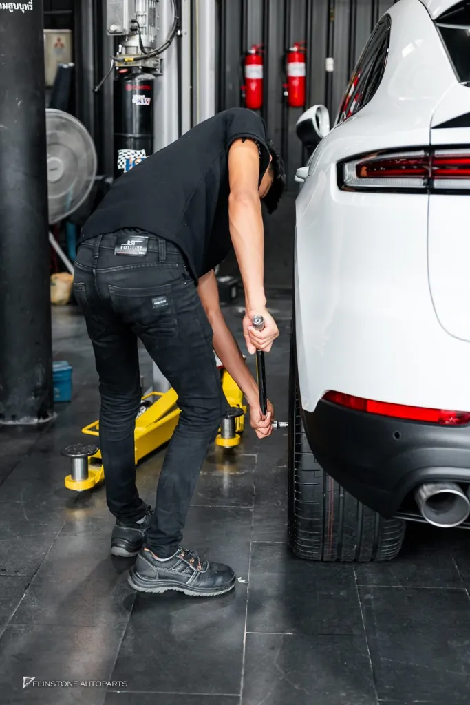 Porsche Cayenne ล้อ สปอยเลอร์
