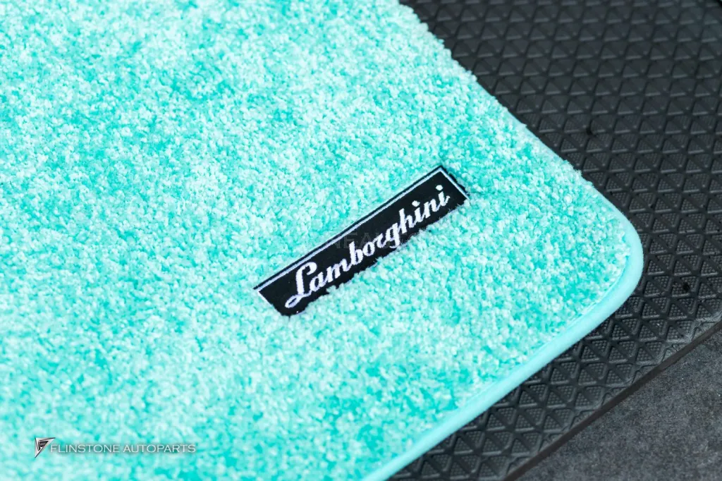 Lamborghini Urus Belt พรม