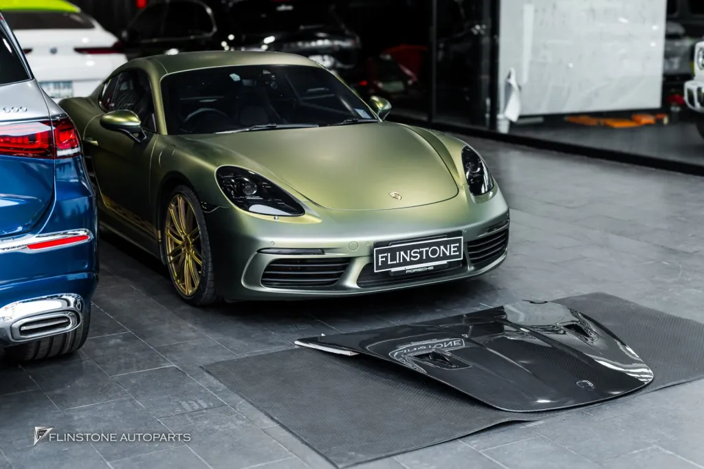 Porsche 718 ฝากระโปรงคาร์บอน