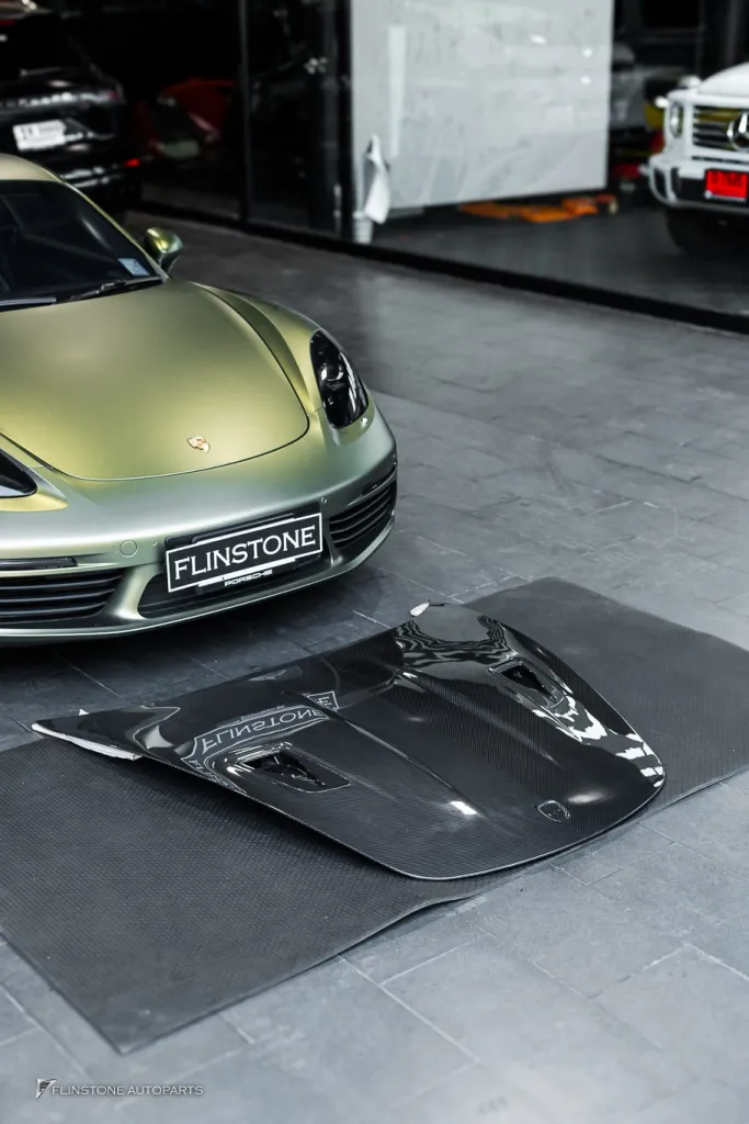 Porsche 718 ฝากระโปรงคาร์บอน