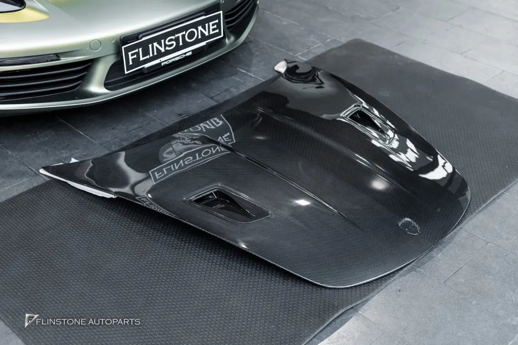 Porsche 718 ฝากระโปรงคาร์บอน
