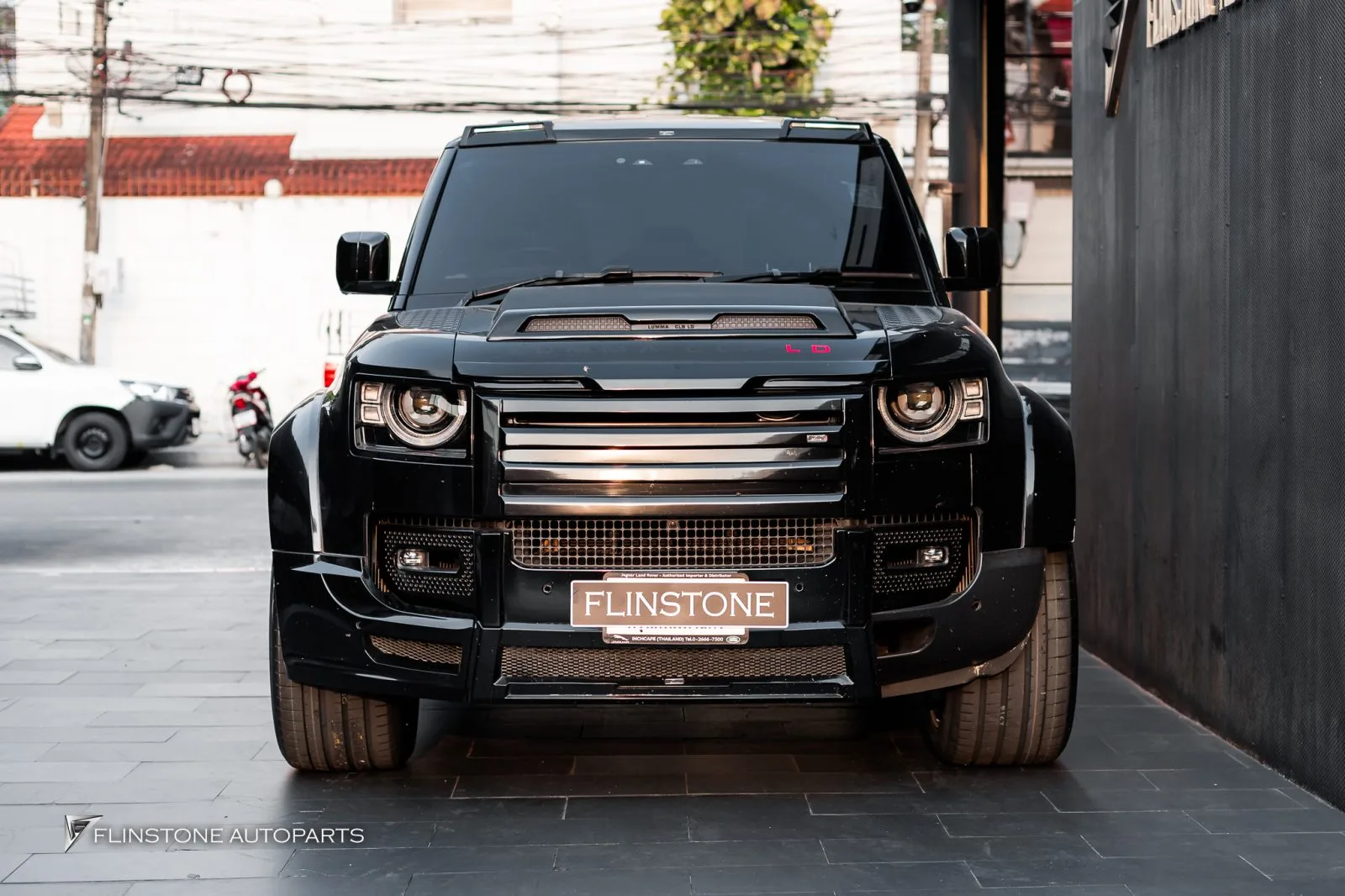 Range Rover ยาง Yokohama Advansport