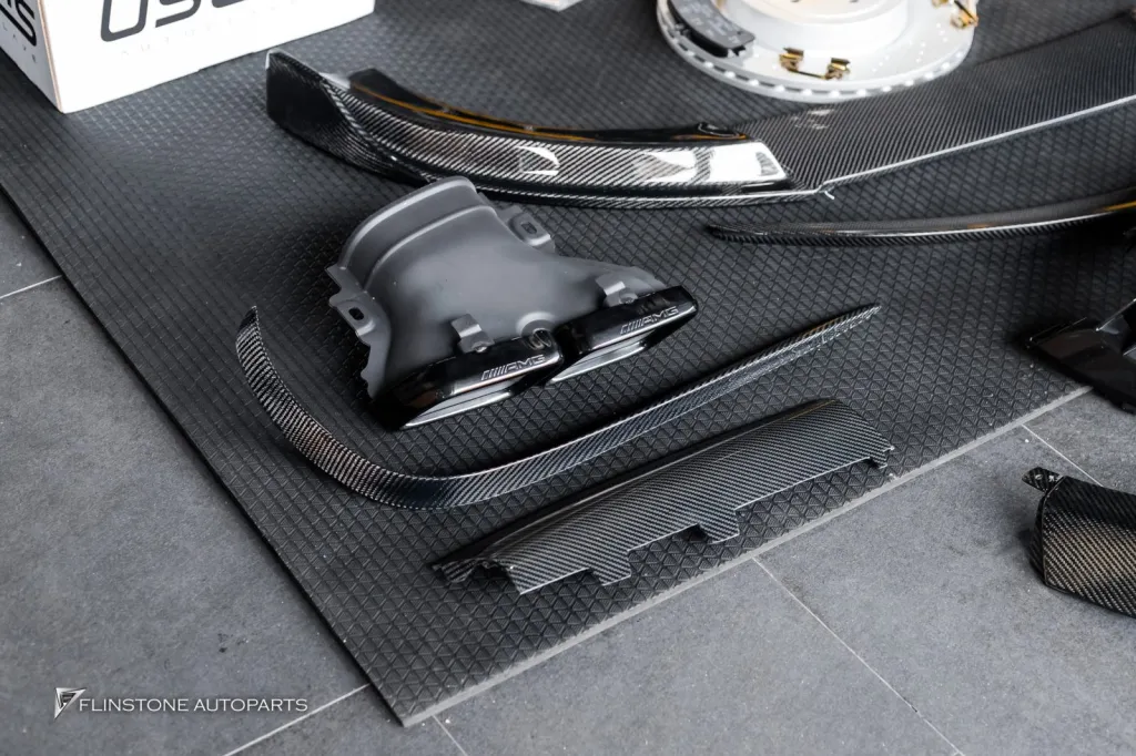 Mercedes Benz E200 Brakes Grille Exhaust Tips Wheels Full Carbon Body Parts Usus