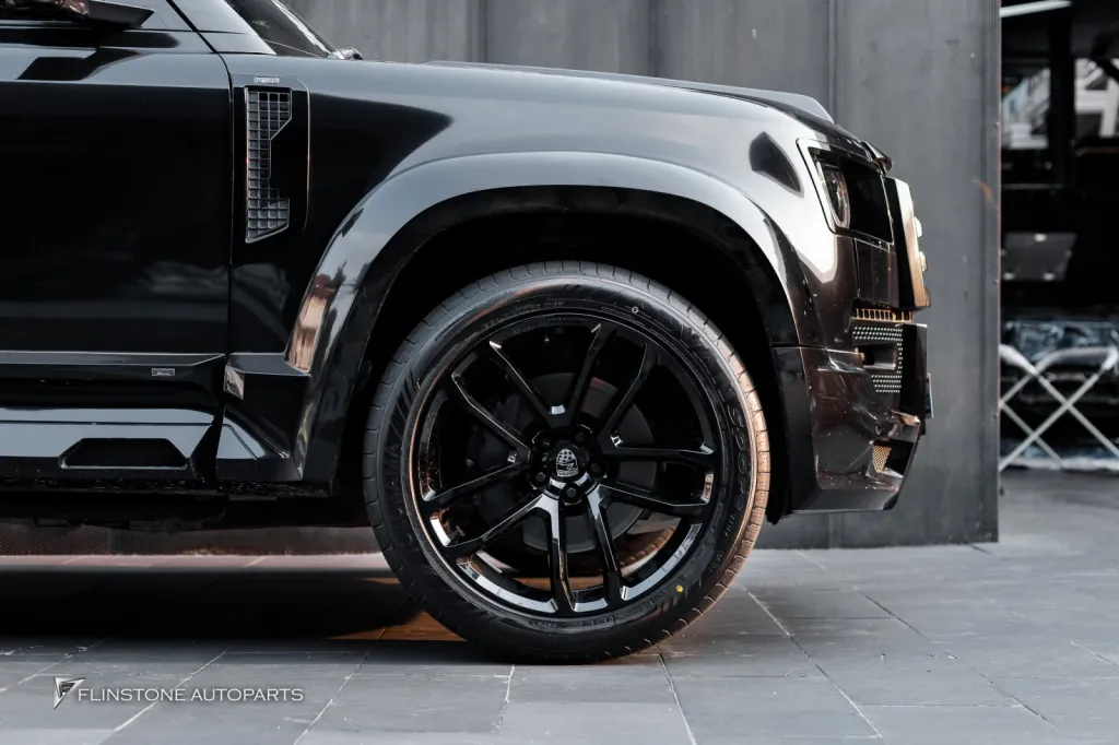 Range Rover ยาง Yokohama Advansport