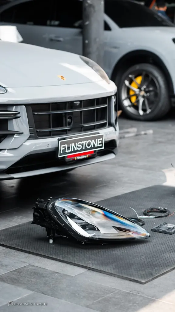 Porsche Cayenne ไฟหน้า Keyless