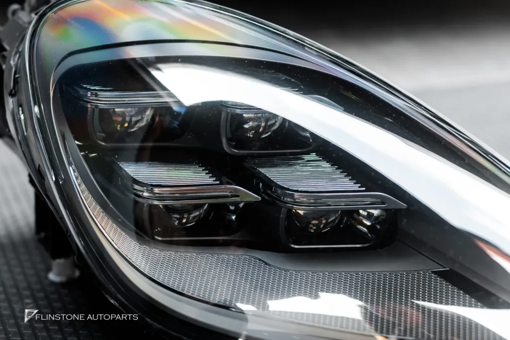 Porsche Cayenne ไฟหน้า Keyless