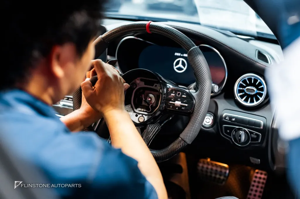 Mercedes Benz C205 方向盘