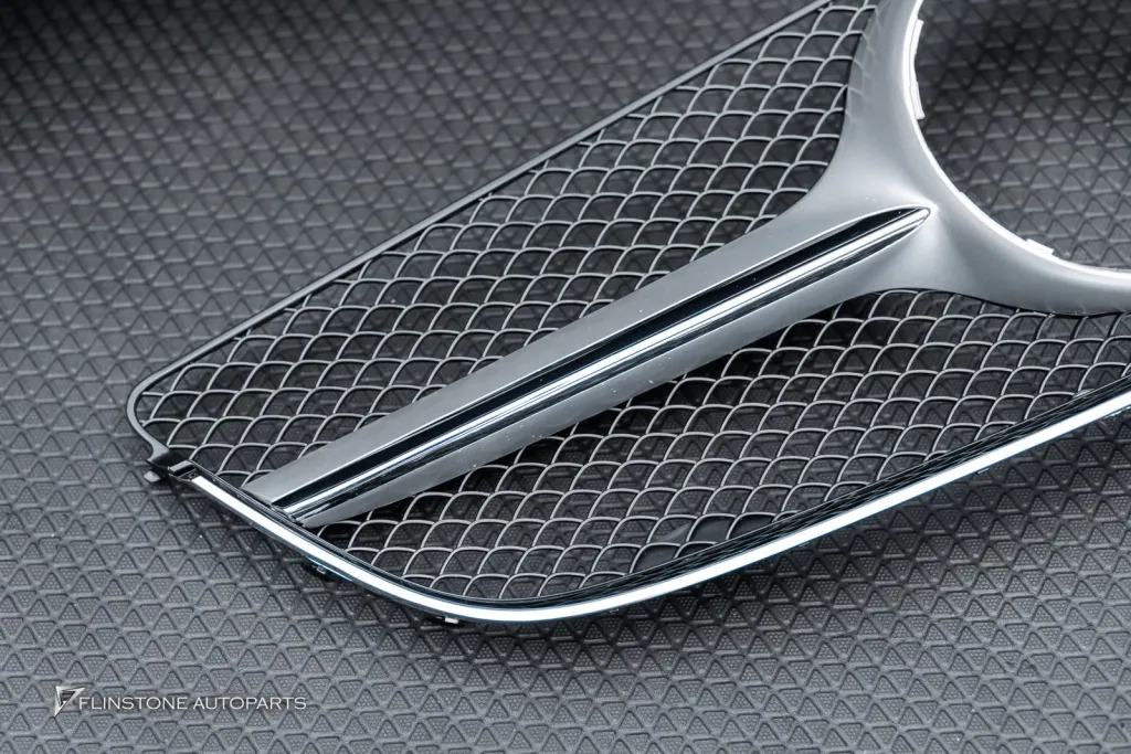 Mercedes Benz C207 Grille