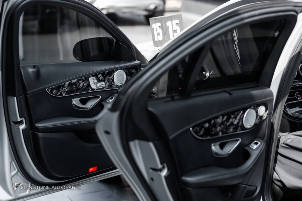 Mercedes Benz W205 锻造碳纤维内饰